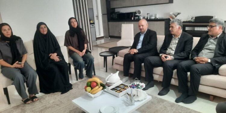 کسب رتبه تک‌رقمی کنکور توسط ۲ دانش آموز آملی پس از یک دهه