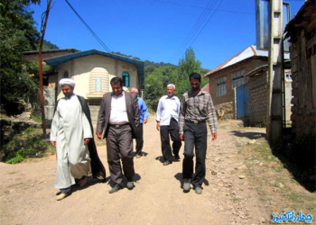 بازدید بخشدار چهاردانگه از روستای مزده