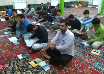 برگزاری مراسم معنوی اعتکاف در شهر کیاسر + تصاویر