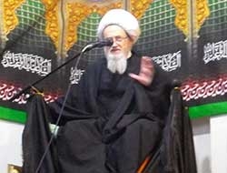 آیت الله طبرسی در جمع عزاداران حسینیه چهاردانگه ای های مقیم ساری