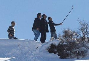 تصاویر زیبای بارش برف بهاری در چهاردانگه