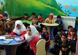 بازدید پیش دبستانی ها از کتابخانه ولی عصر(عج) کیاسر در هفته کتاب