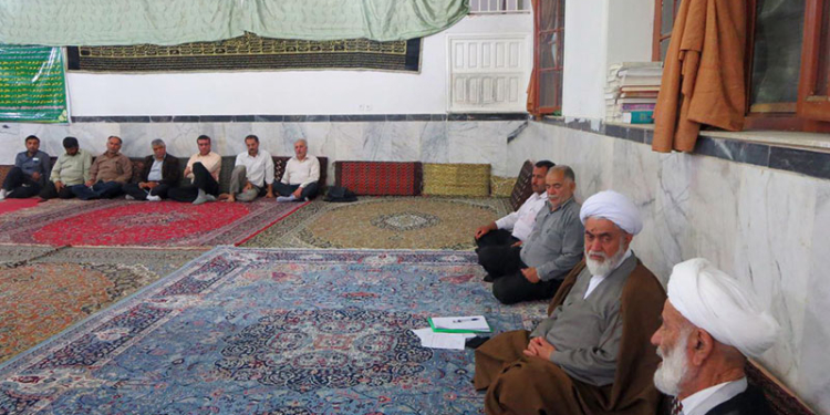 دیدار نمایندگان هیات امنای مساجد شهر کیاسر با امام جمعه