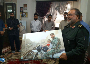 دیدار فرمانده سپاه کربلا مازندران از خانواده شهید محمد بلباسی