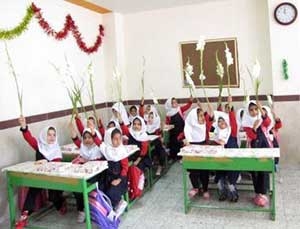 برگزاری مراسم جشن شکوفه ها در مدارس ابتدایی منطقه چهاردانگه