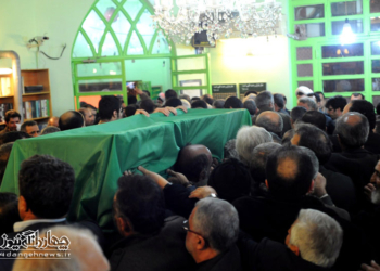 مراسم وداع با پیکر مرحوم آیت الله شجاعی کیاسری