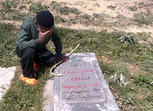 مراسم یاد یاران سفر کرده در روستای ولویه بالا + تصاویر
